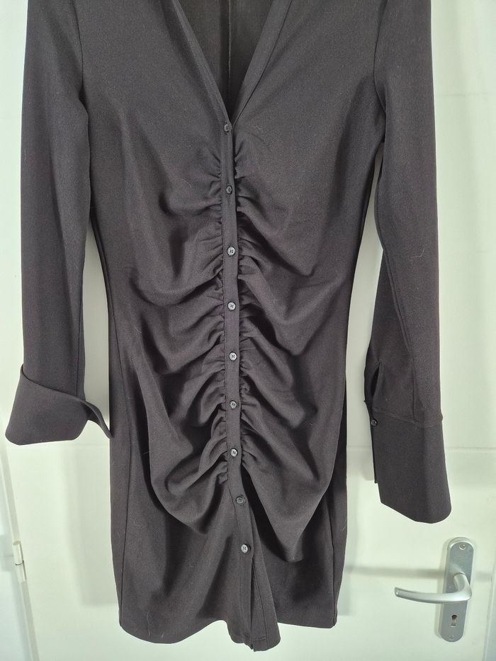 Robe chemise noire sexy H&M - photo numéro 2