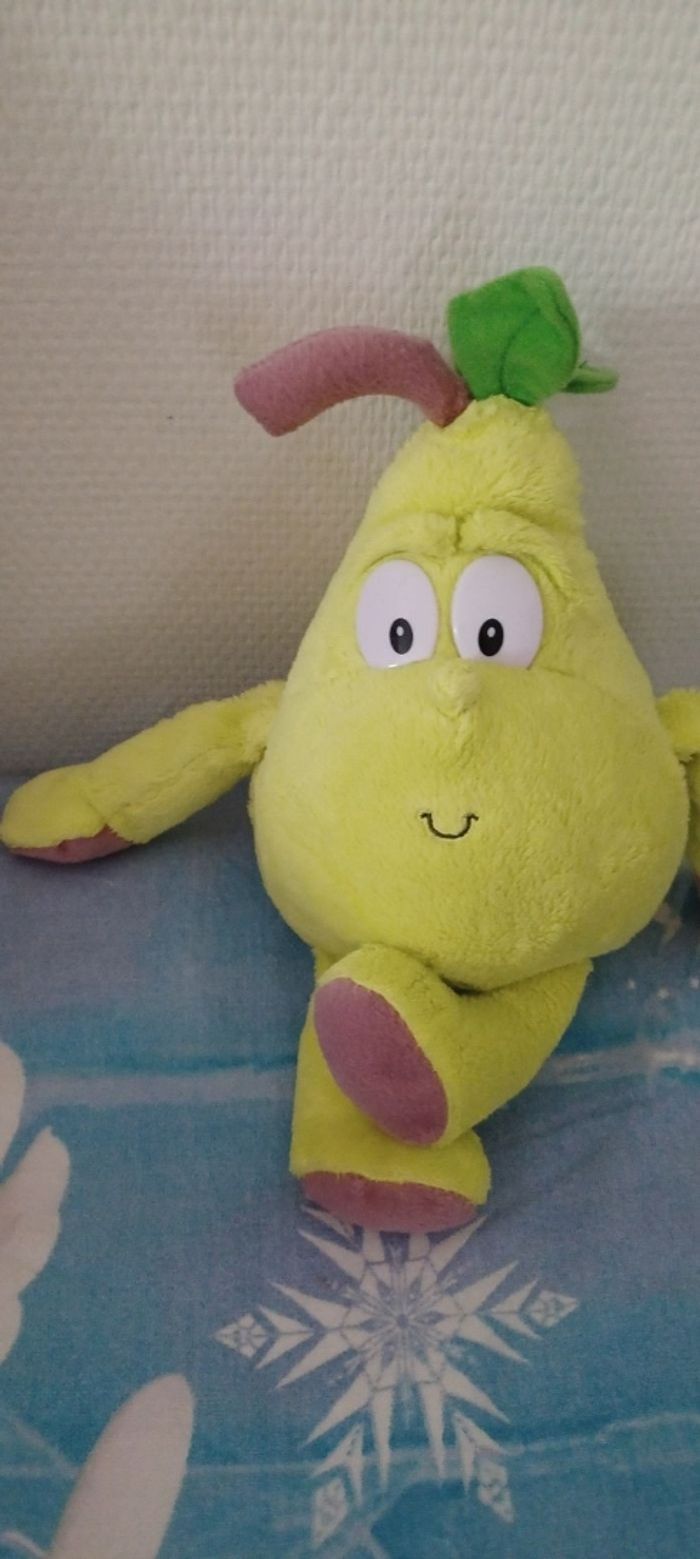 Très jolie petite peluche fruits poire 🍐 - photo numéro 5