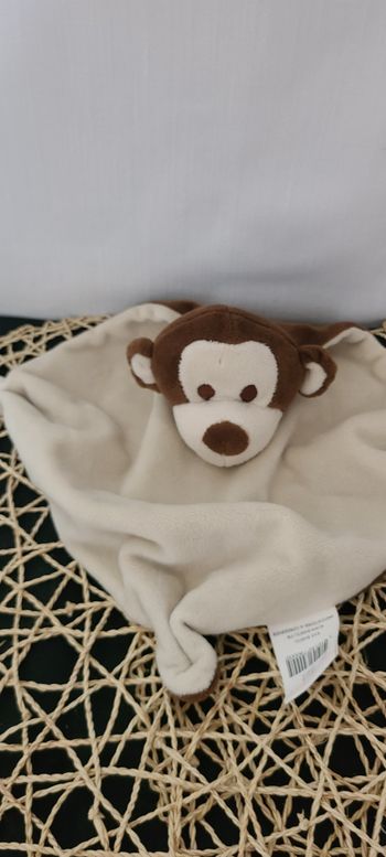 Doudou plat singe marron beige BABOU