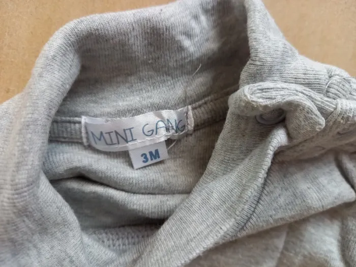 Lot 2 T-shirts ML (col roulé) 3 mois - photo numéro 5
