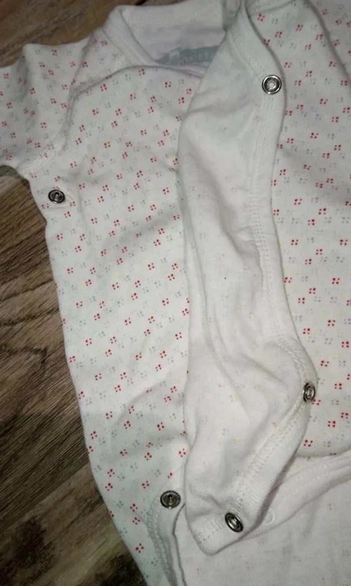 Lot body manches longues fille taille 6 mois - photo numéro 6