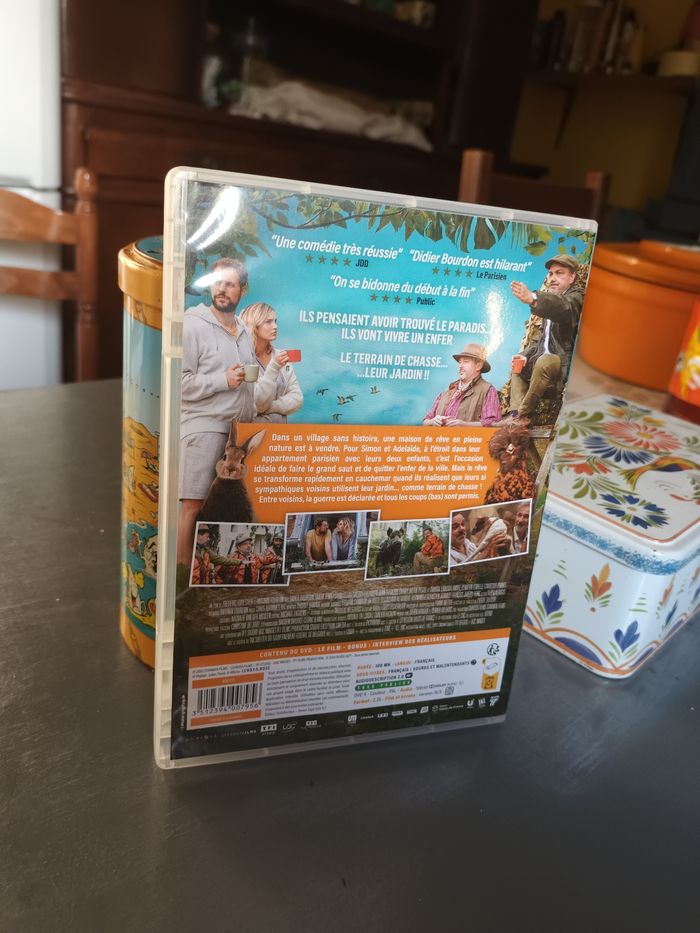 DVD | " Chasse Gardée " avec Camille Lou & Hakim Jemili 🌞💐 - photo numéro 3
