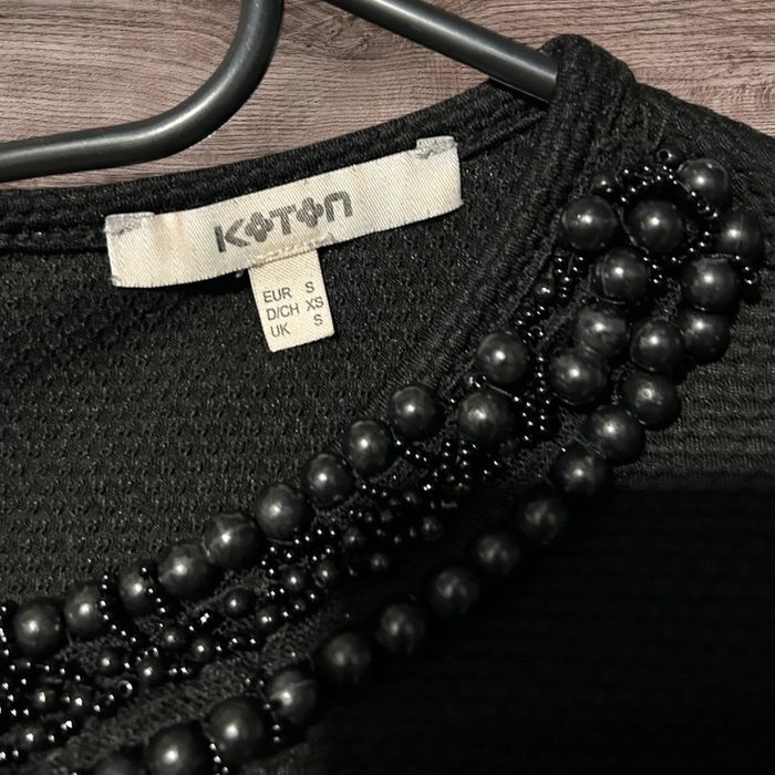 T-shirt noir, col à perles, Koton - 36/S - photo numéro 2