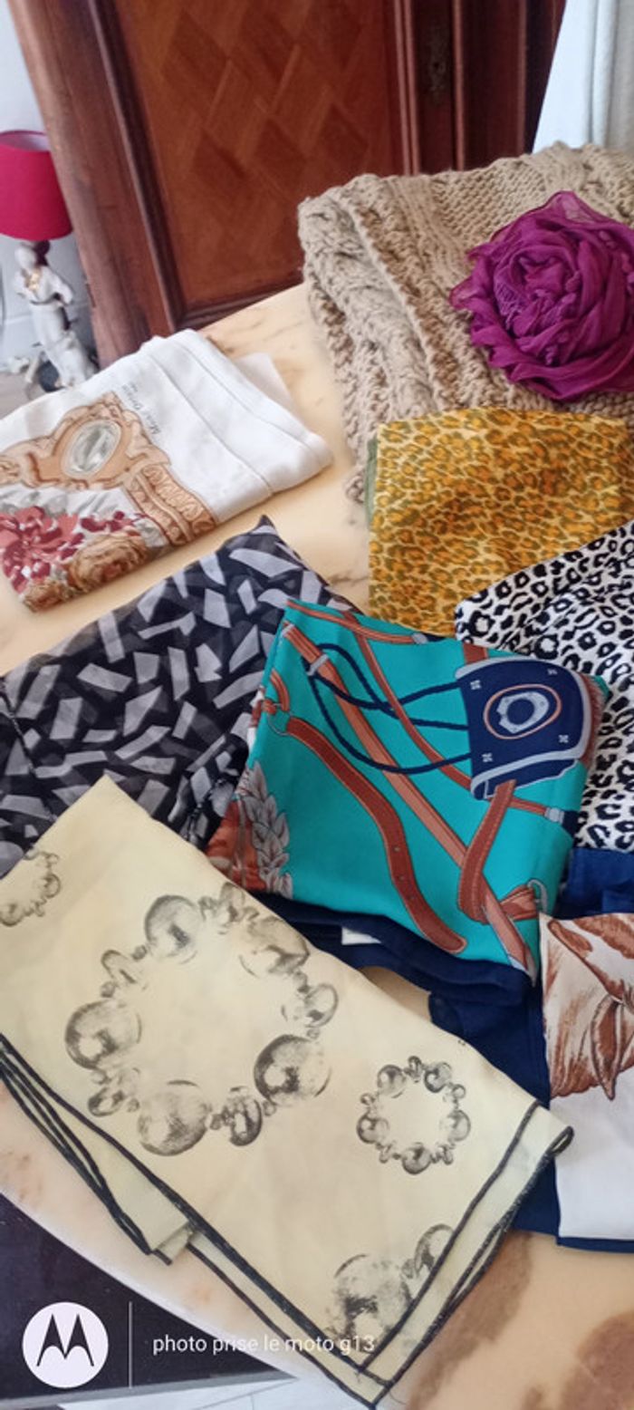 20 Foulards et écharpes - photo numéro 2