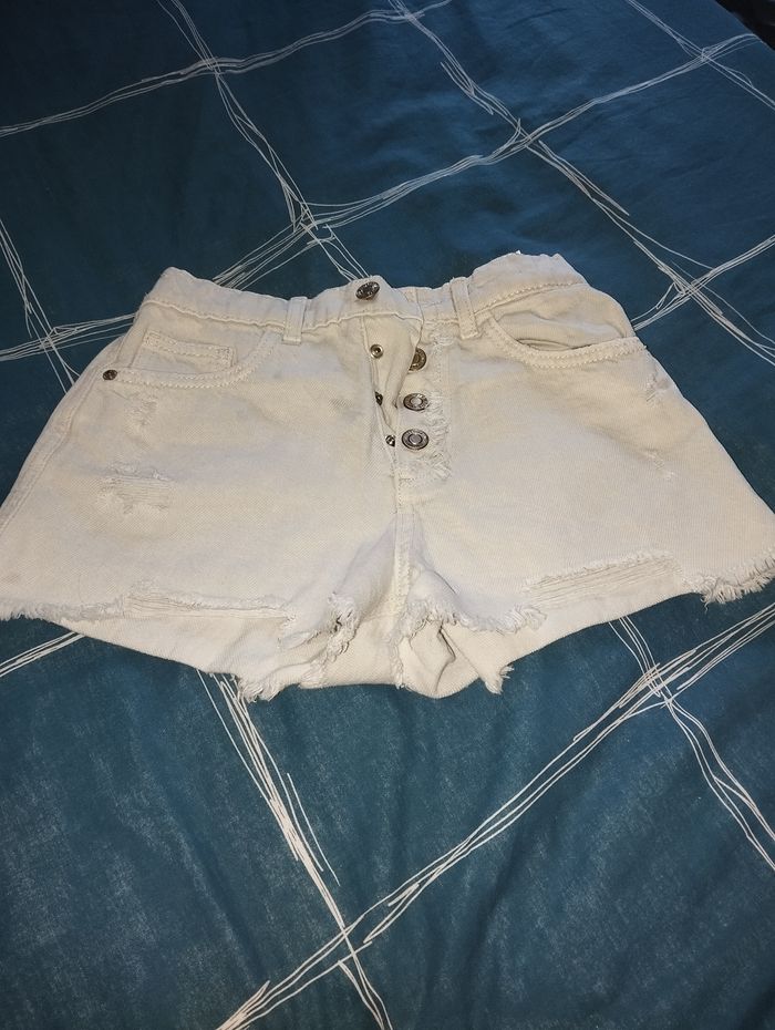 Lot de shirt fille taille 34 et 10,11 ans - photo numéro 2