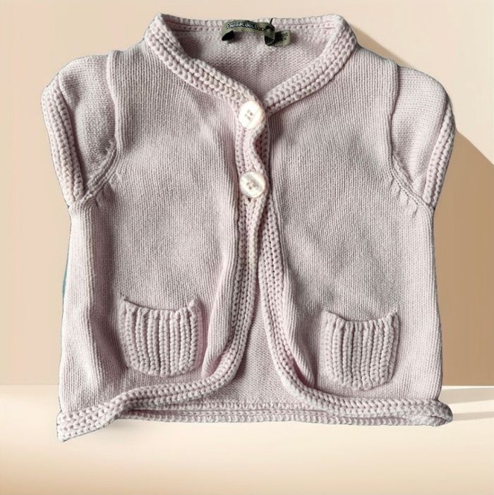 Beau gilet style boléro rose clair