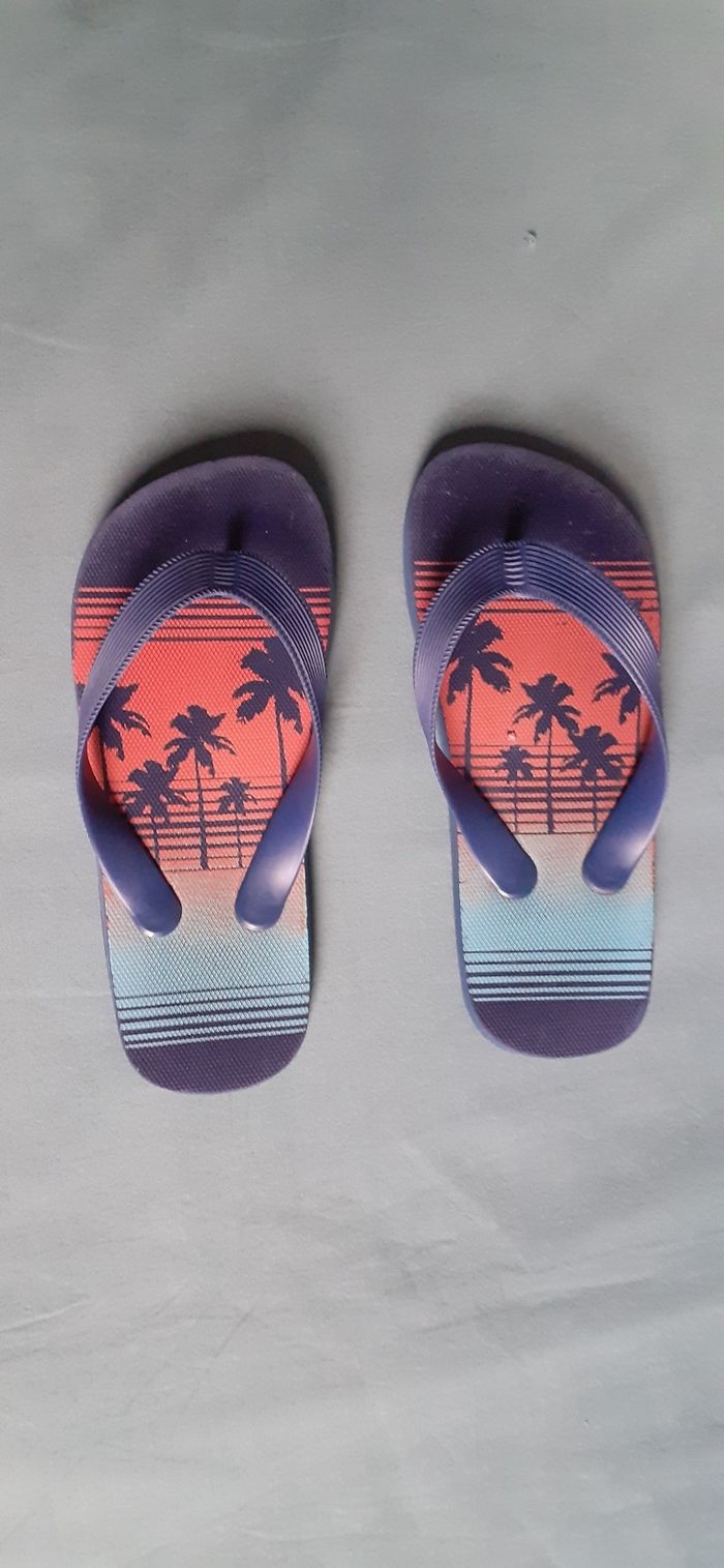 Tongs garçon pointure 28-29