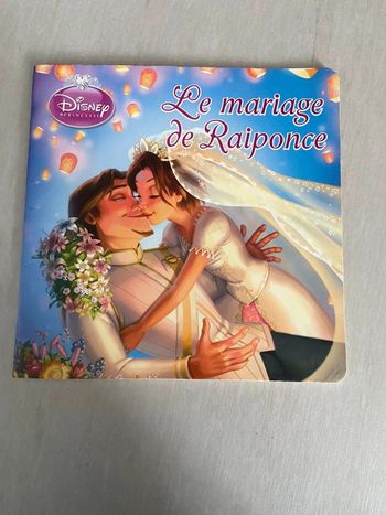 Livre sur le mariage de Raiponce
