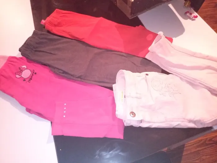 Lot de vêtements fille 8 ans - photo numéro 2