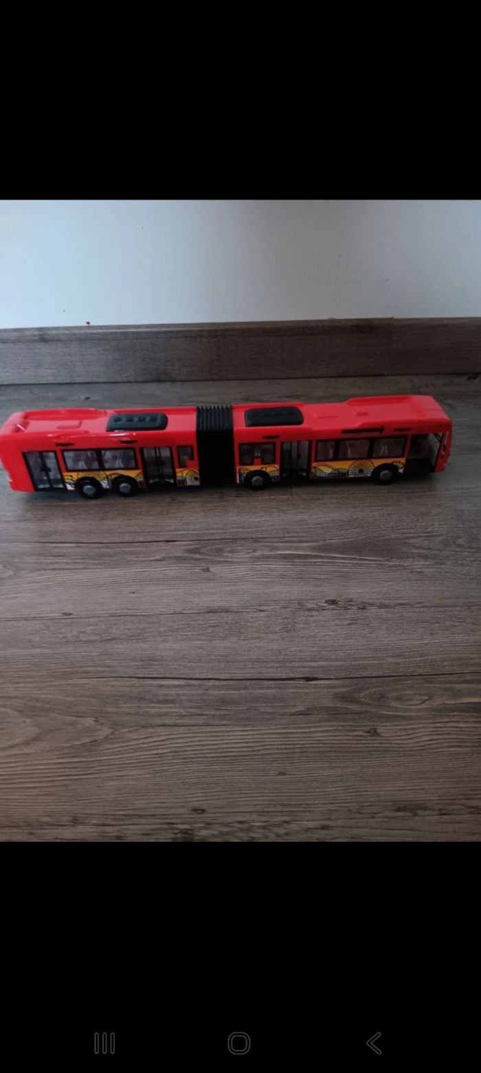 Bus à pousser - photo numéro 2