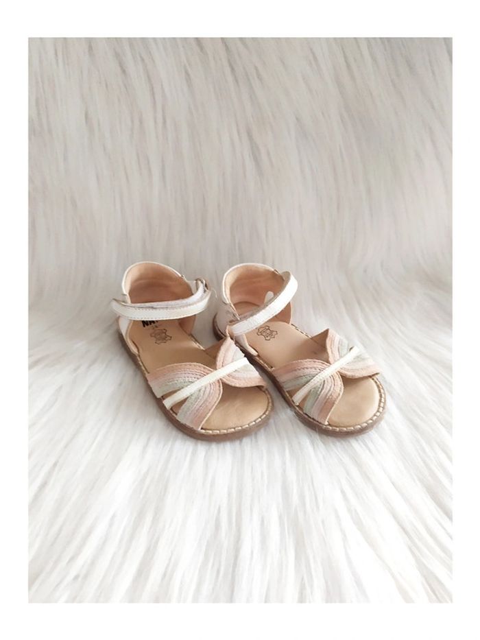 Sandales petite fille pointure 24 en cuir