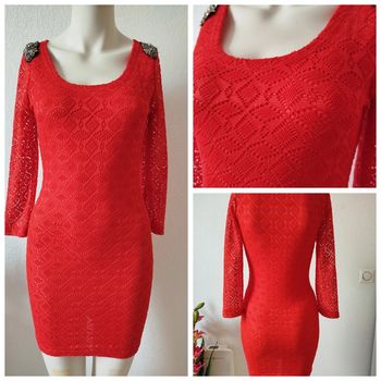 Robe rouge uni courte dentelle sexy strass sur les épaules manches 3/4