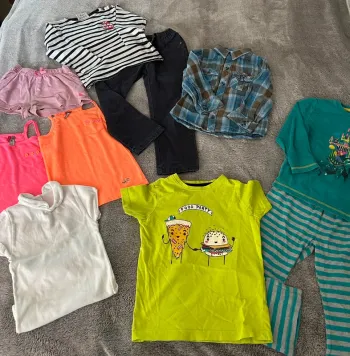 Lot vêtements divers mixte Taille 3 ans (9 pièces)