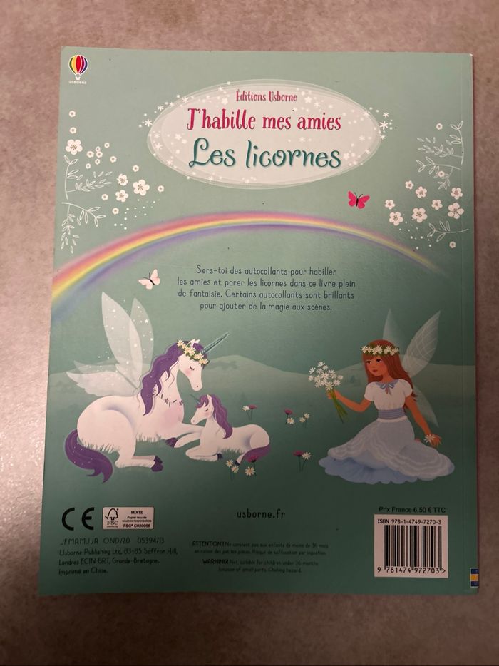 Livre avec autocollant - photo numéro 4