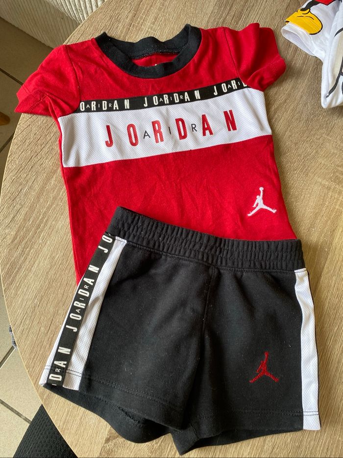 Ensemble short + tee shirt Jordan