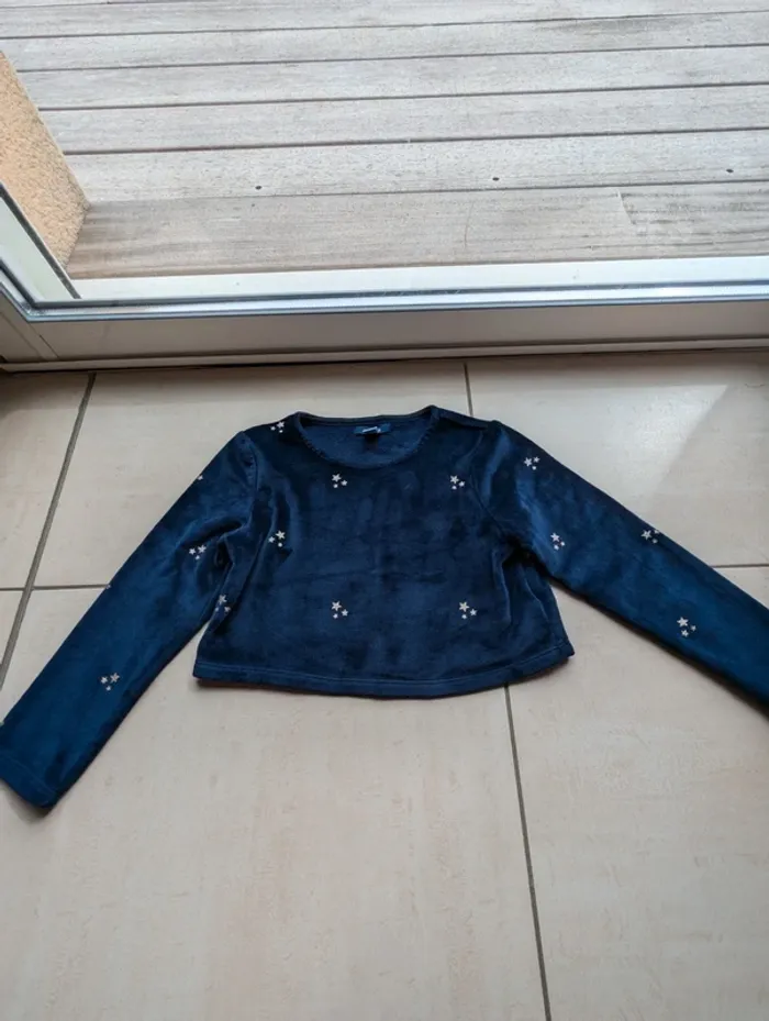 Pull court velours bleu okaidi 5 ans - photo numéro 2