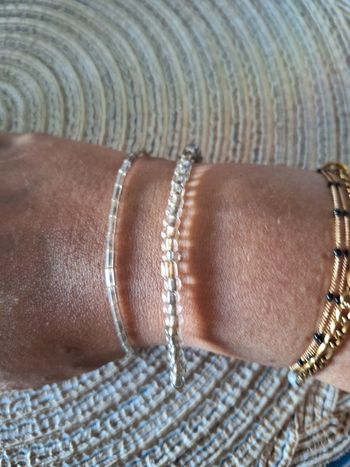 Lot de 2 bracelets de perles