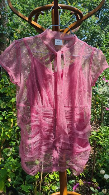 chemisier et top rose plumetis 42 / 44