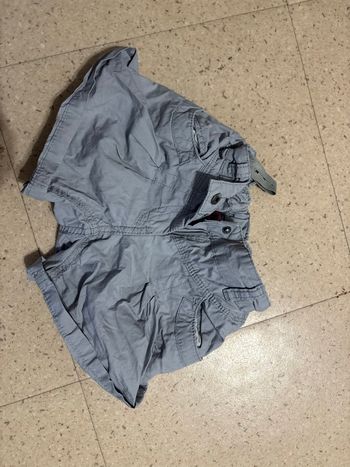 Short gris 