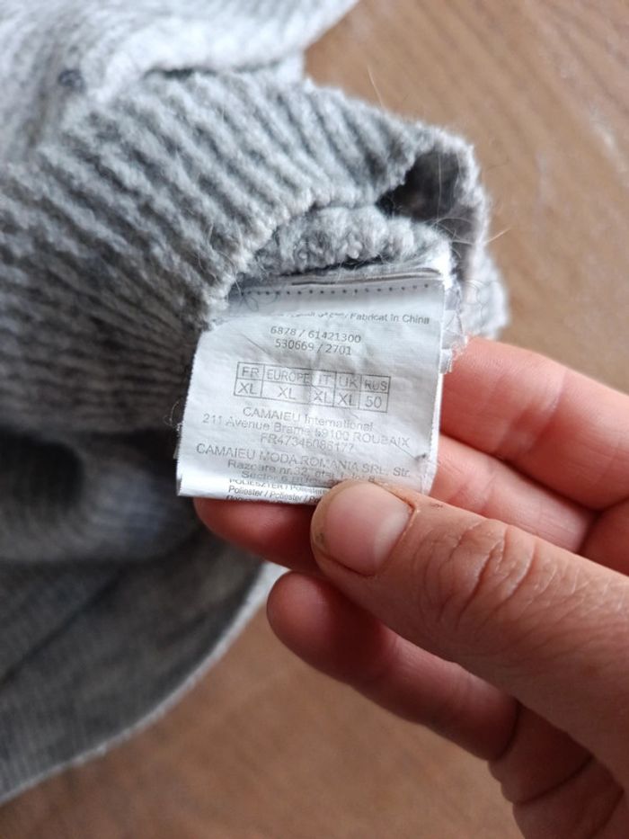 Pull gris camaïeu - photo numéro 3
