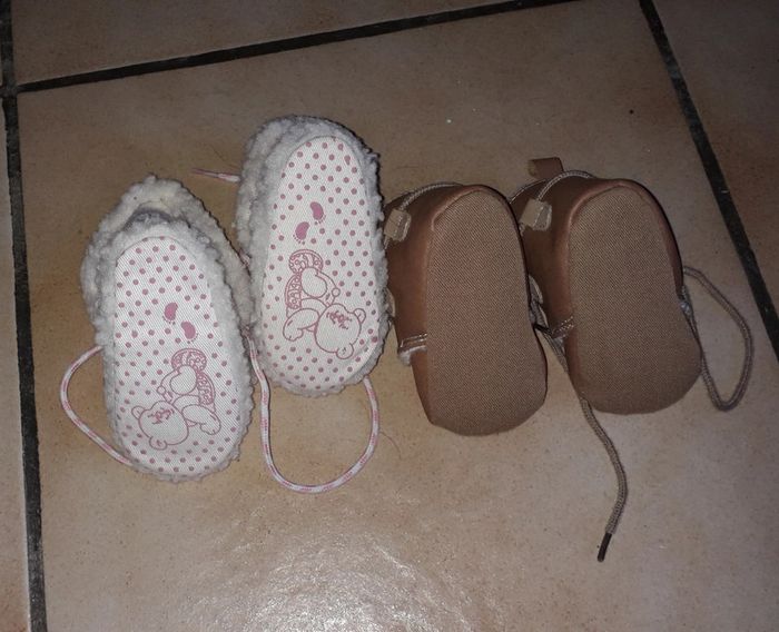 2 paires de chaussures bébé - photo numéro 4