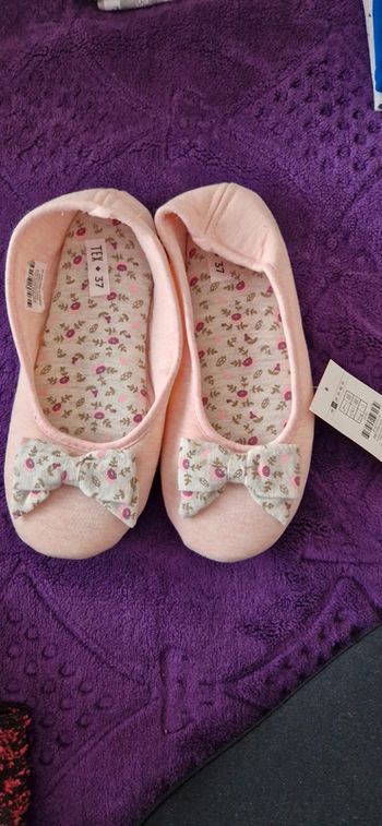 Chaussons neuf Tex pointure 37
