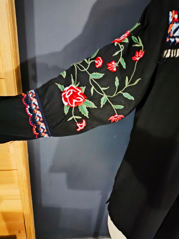 🌺 Blouse manches longues - photo numéro 3