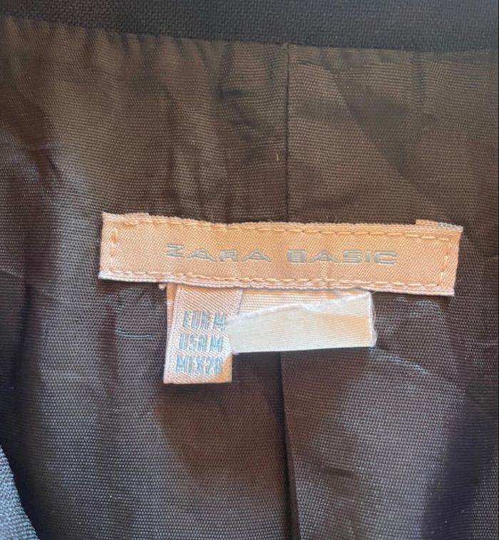 blazer noir ZARA Basic  - taille M - chic intemporel & élégant - photo numéro 4