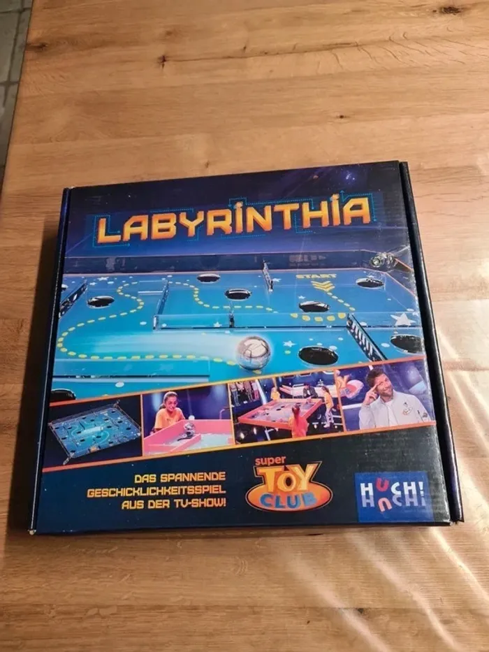 Jeu de société Labyrinthia des éditions Huch,