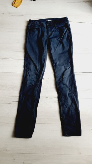 Vêtement femme pantalon type jean léger bleu foncé Gémo taille 36