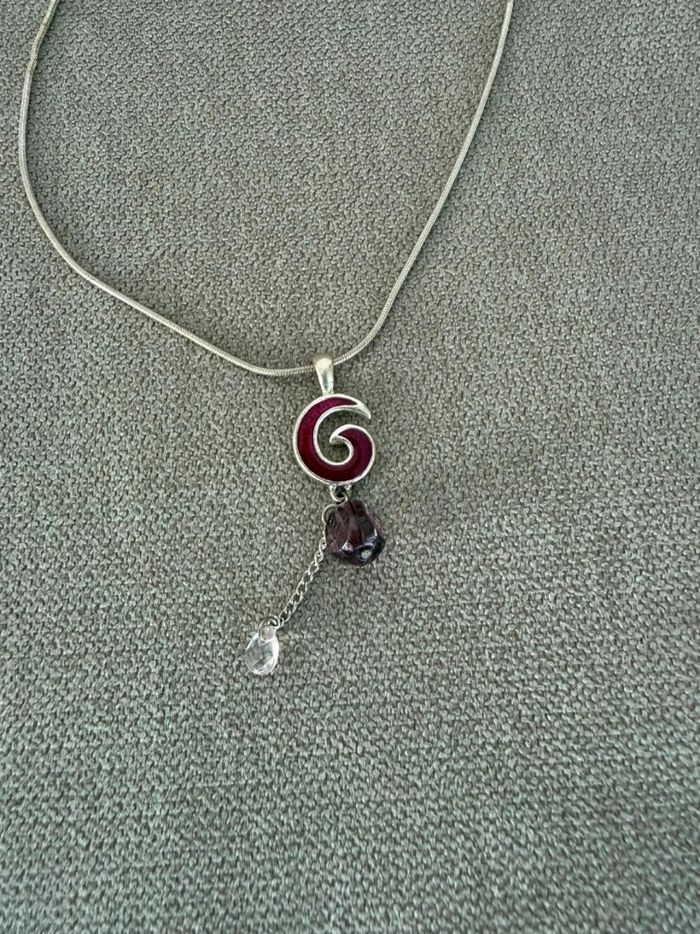Collier argenté avec motif spiral rose et sa perle - photo numéro 9