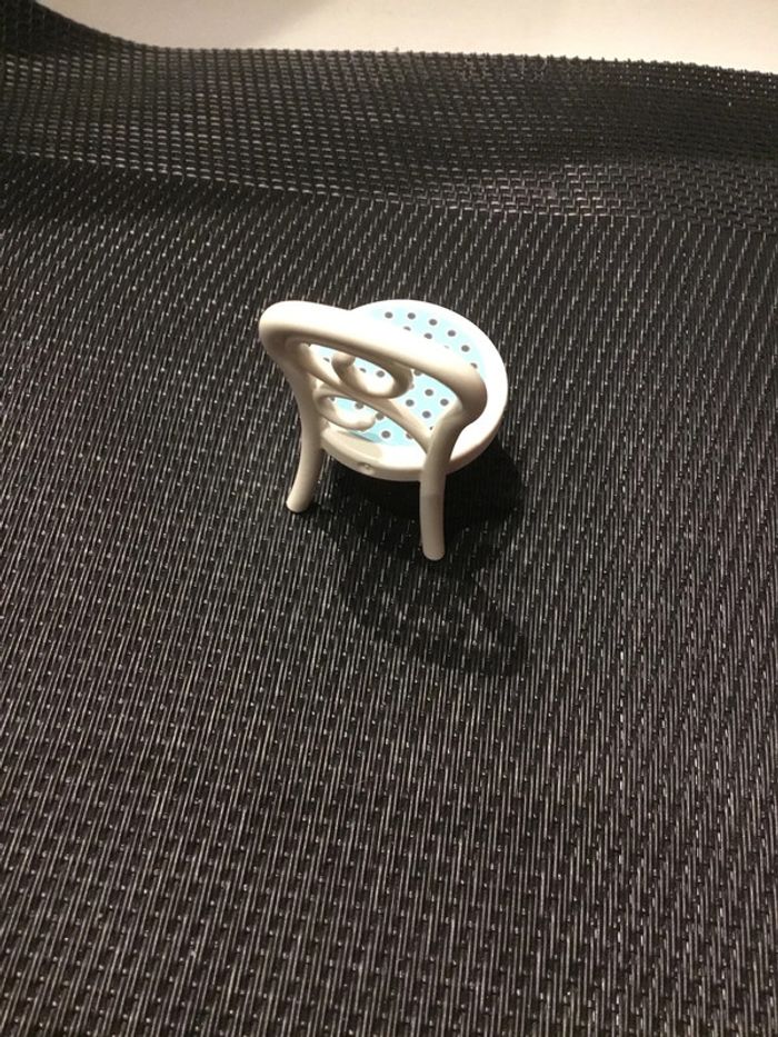 Playmobil chaise blanche assise bleu à pois pièces détachées maison cuisine - photo numéro 4