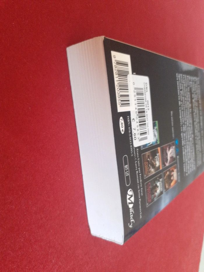 Froid comme une tombe tome 3 Chasseuse de la nuit - photo numéro 9