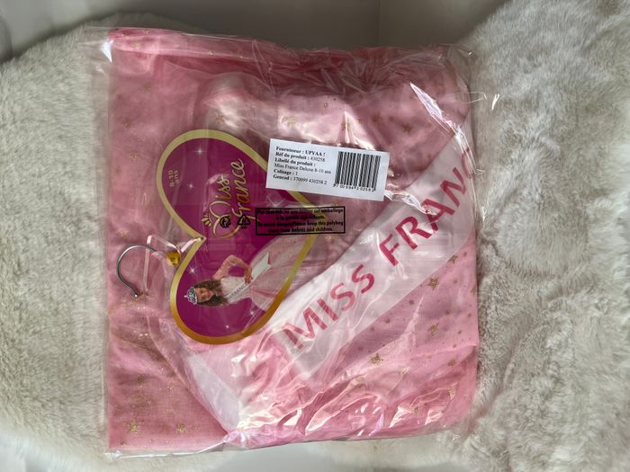 Robe Miss France Deluxe rose Upyaa 8/10 ans sous housse organza avec cintre satin - photo numéro 2