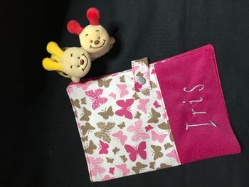 Protège carnet de santé brodé 