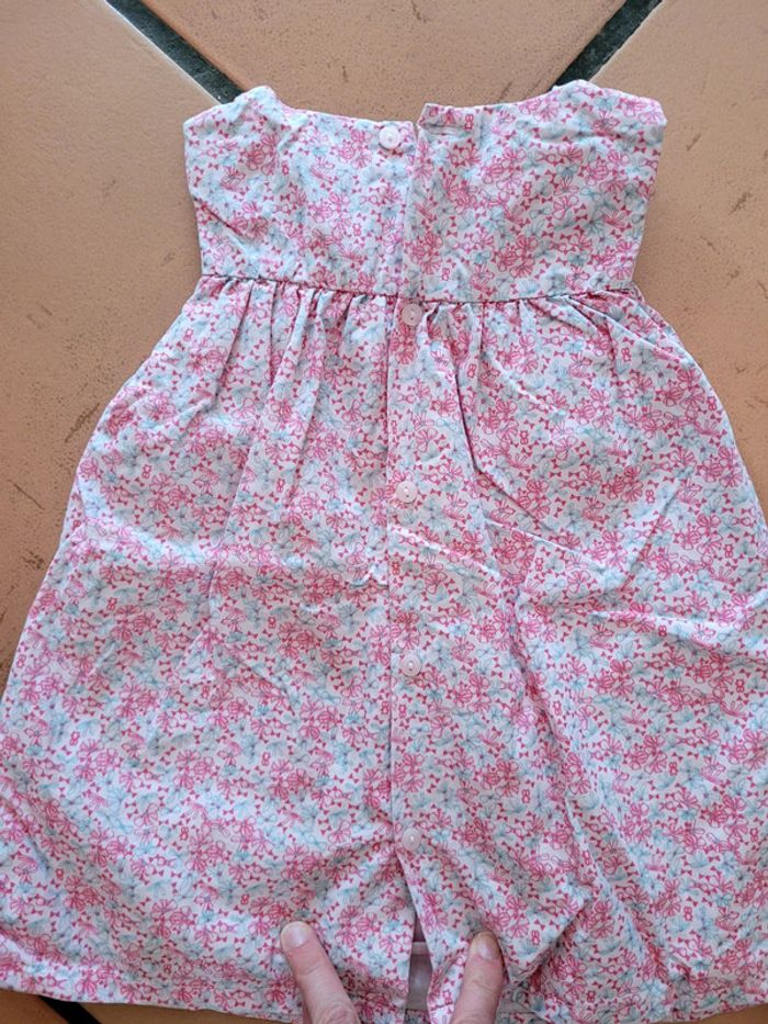 Robe été 6 mois tbe - photo numéro 3