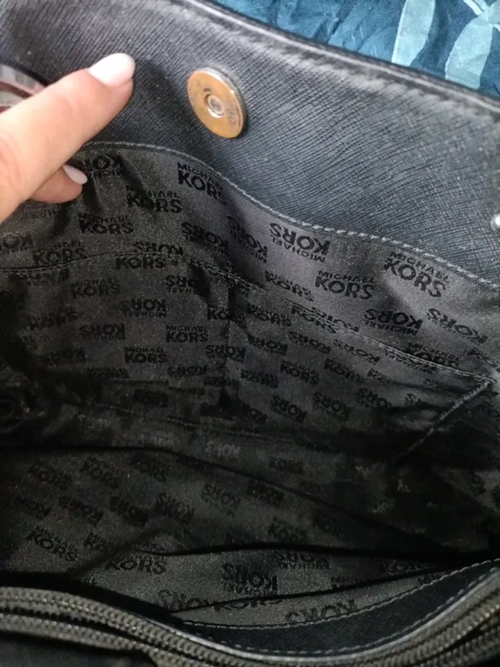 Superbe sac Mickaël Kors - photo numéro 10