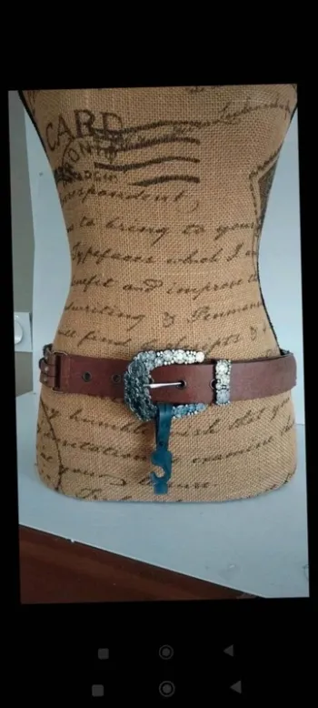 Ceinture trois rangs marron 85 cm