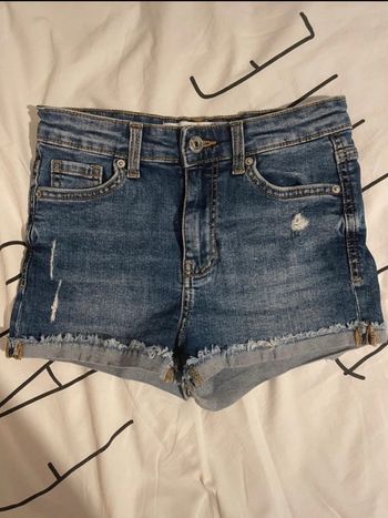 Short jeans