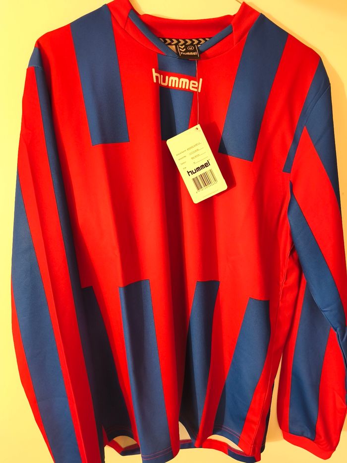 Pull de sport de marque Hummel
