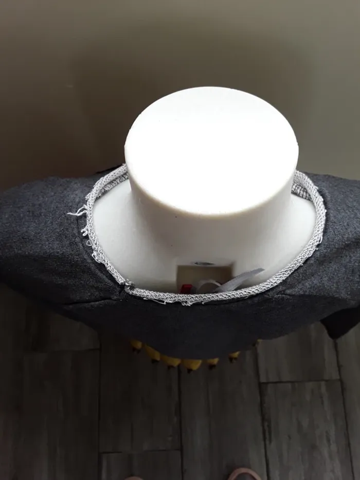 Pull 10 ans (140 cm) - photo numéro 5