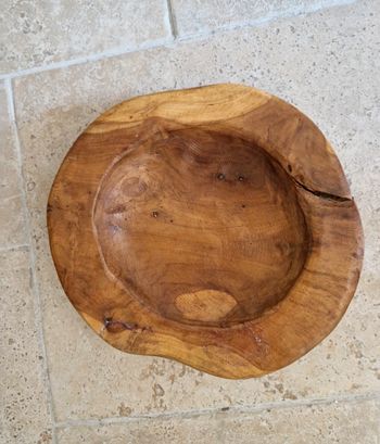 Grand plat en bois