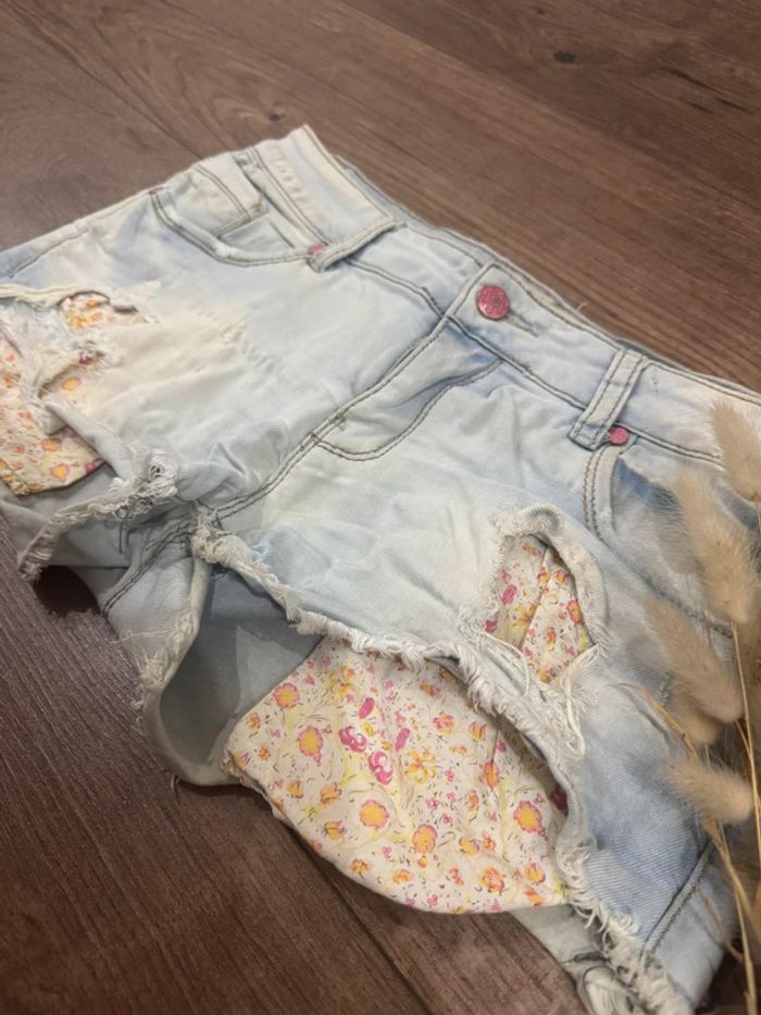Short jean clair effet délavé taille L - photo numéro 3
