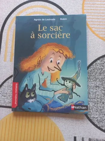 Livre Nathan 1ères lectures Le sac à sorcière