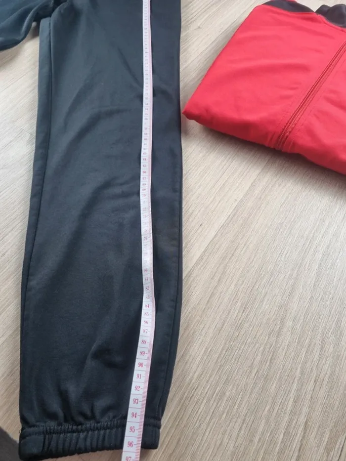 Ensemble jogging rouge/noir Nike Femme Taille S - photo numéro 5