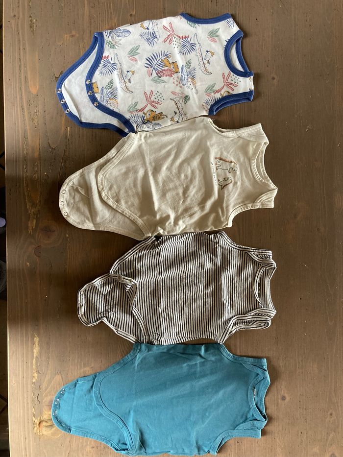 Bébé garçon : lot vêtements bébé 9 mois - photo numéro 5