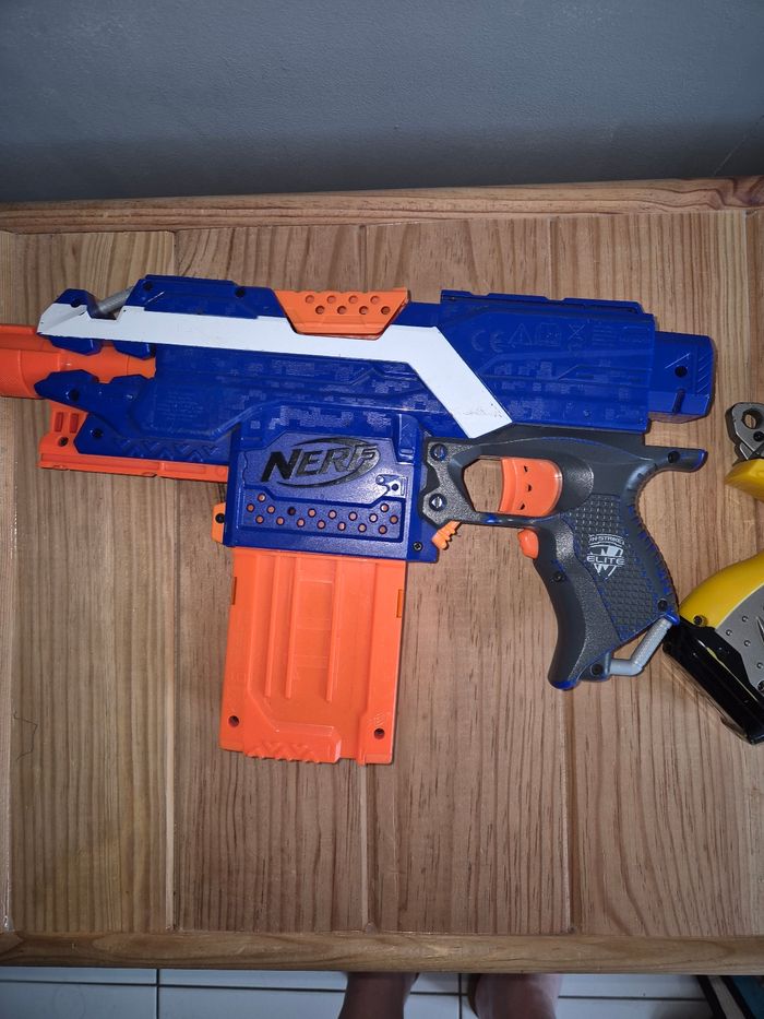 Pistolet nerf - photo numéro 2