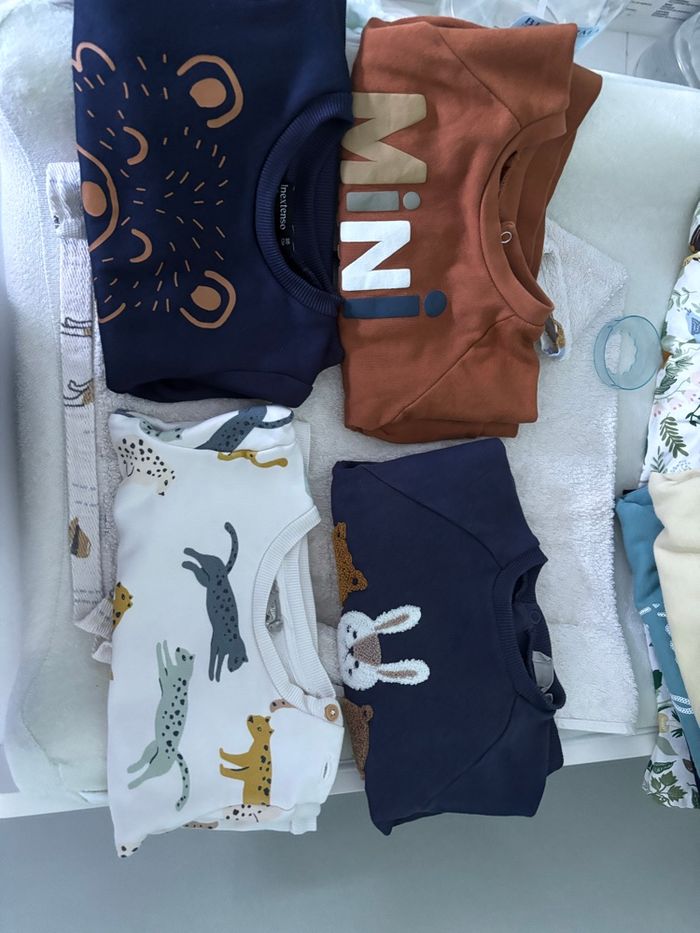 Lot vêtement 12 mois - photo numéro 4