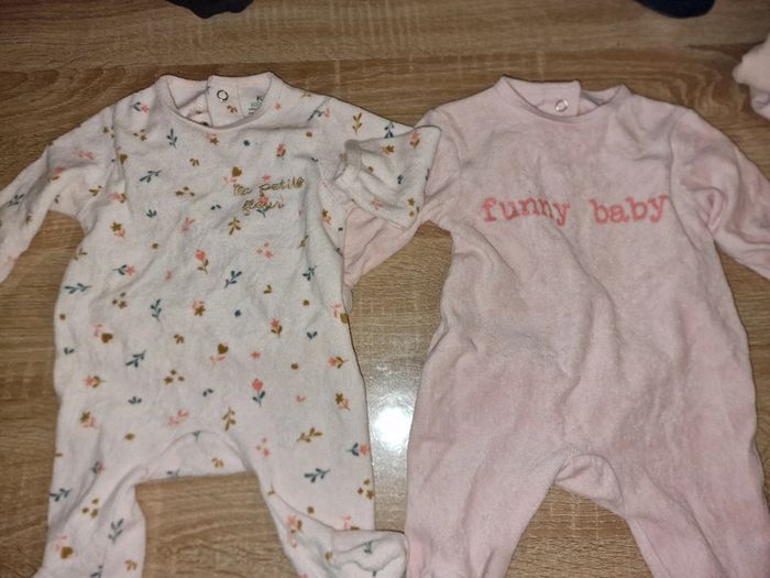 Lot 2 pyjama 1 mois