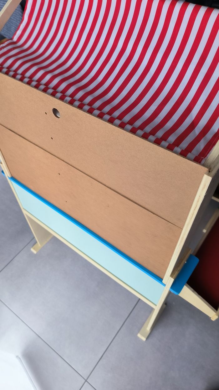 Marchande en bois - photo numéro 5